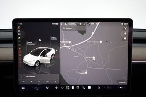 Tesla Model Y bild 17