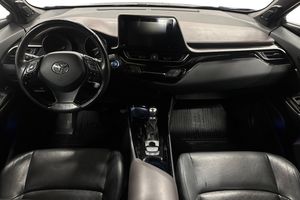Toyota C-HR bild 12