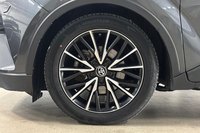 Toyota C-HR bild 11