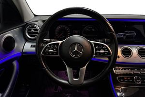 Mercedes E220 bild 16