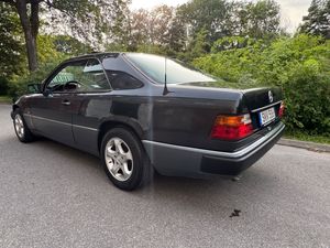 Mercedes E300 bild 6