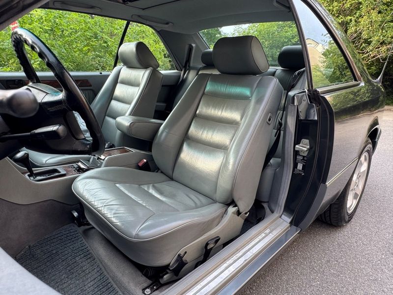 Mercedes E300 bild 9