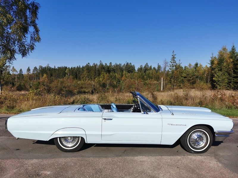 Ford Thunderbird bild 6