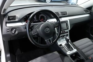 Volkswagen Passat bild 6