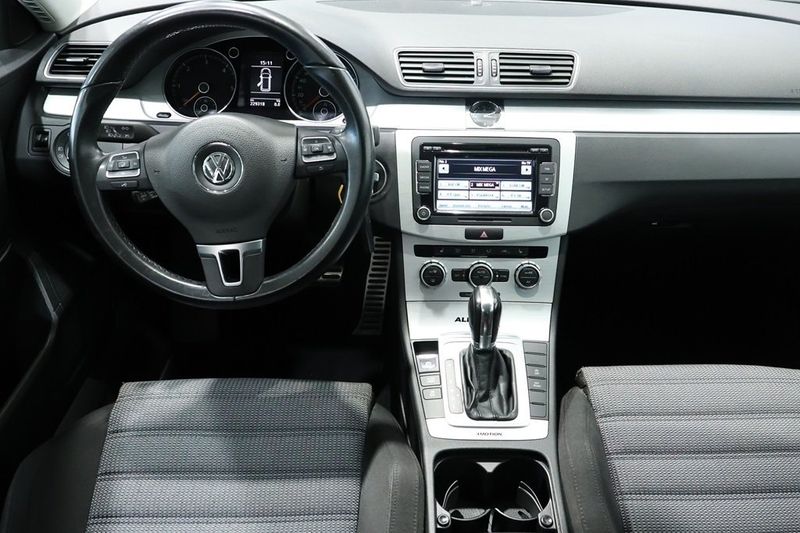 Volkswagen Passat bild 7