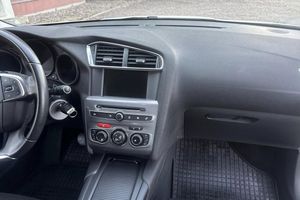 Citroen C4 bild 12