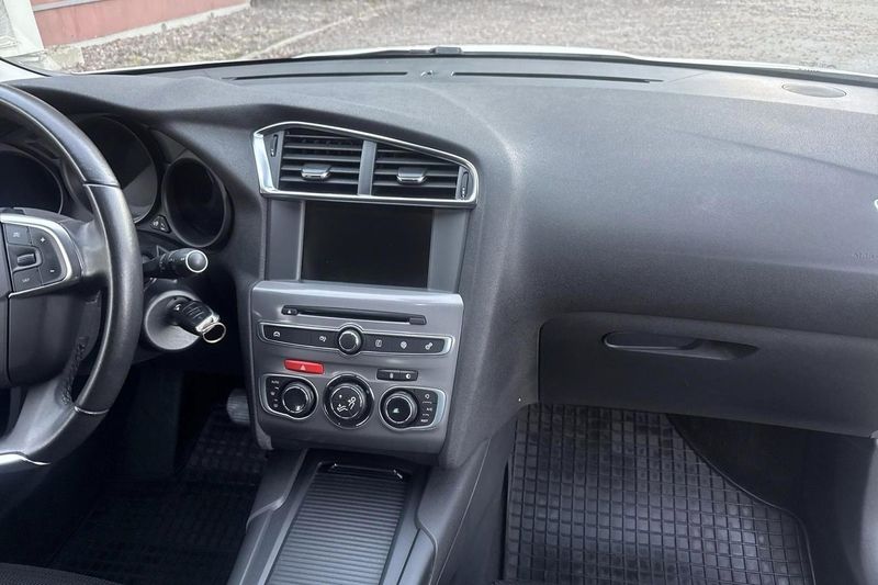 Citroen C4 bild 12