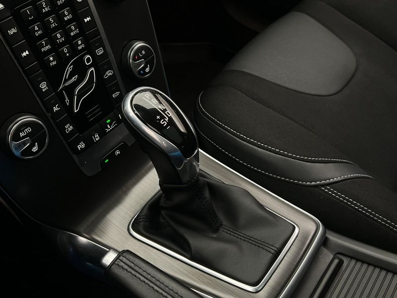 Volvo V40 bild 24