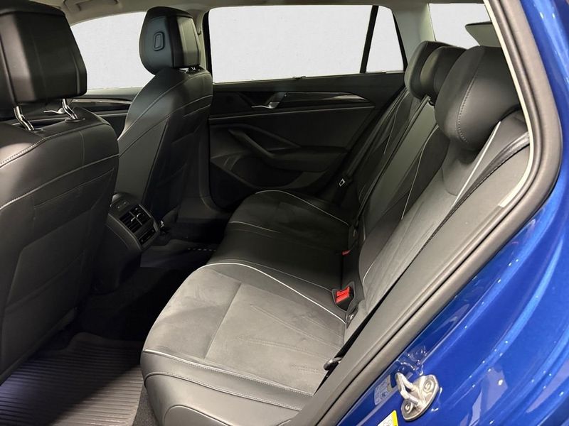 Volkswagen Passat bild 7