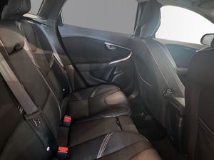 Volvo V40 bild 8