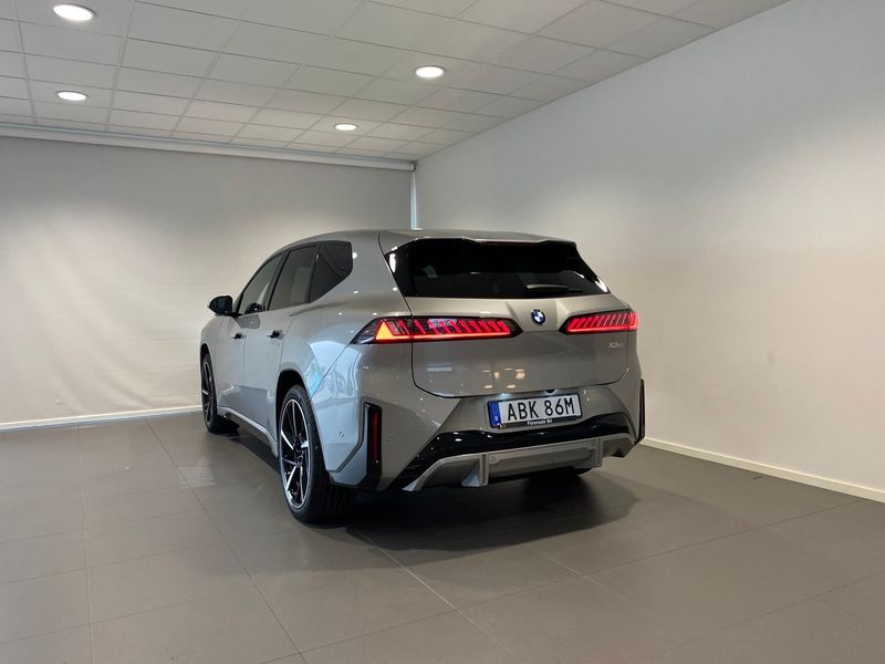 BMW iX3 bild 17