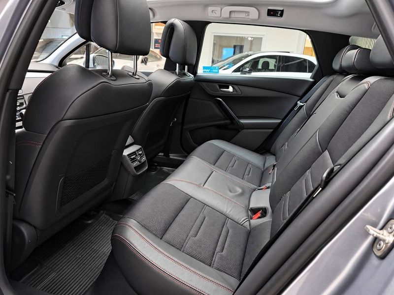 Peugeot 508 bild 14