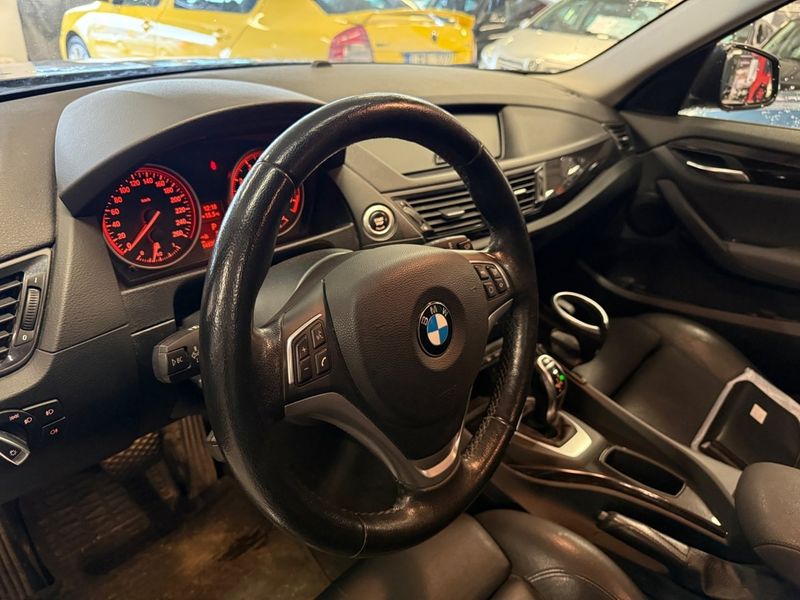 BMW X1 bild 9