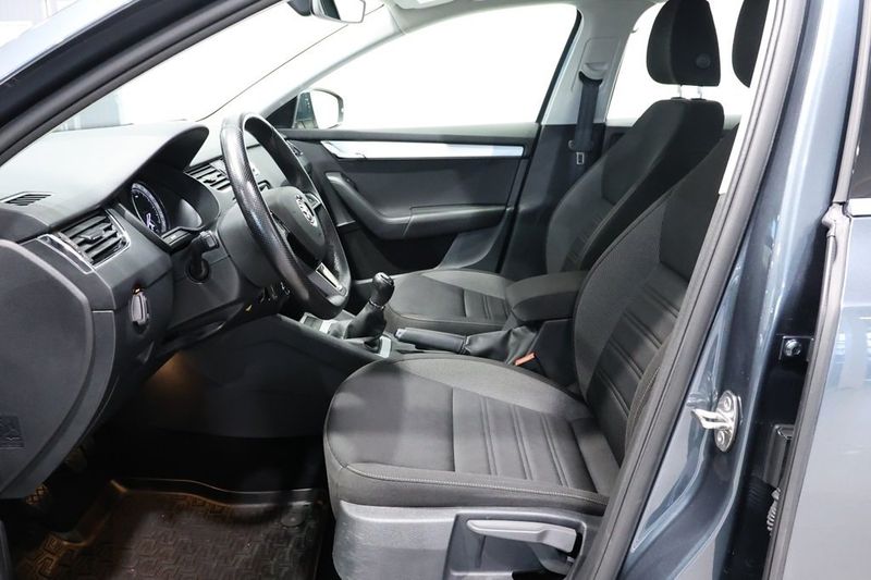 Skoda Octavia bild 5