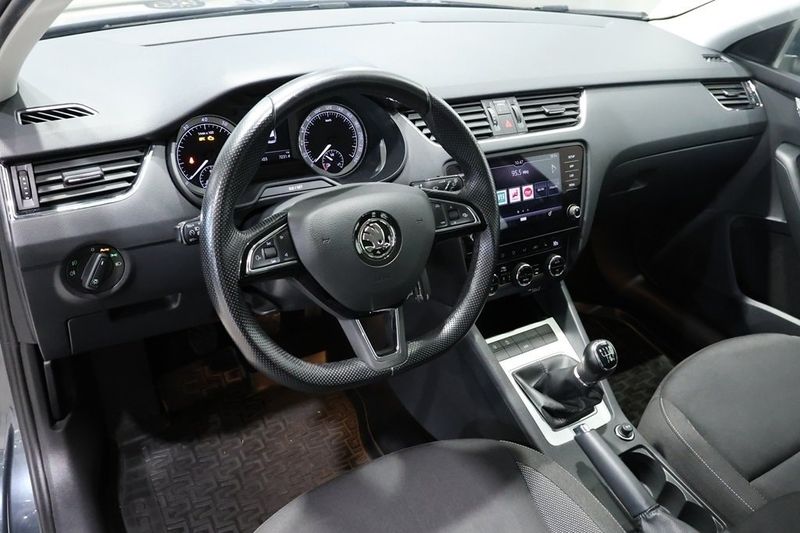 Skoda Octavia bild 6