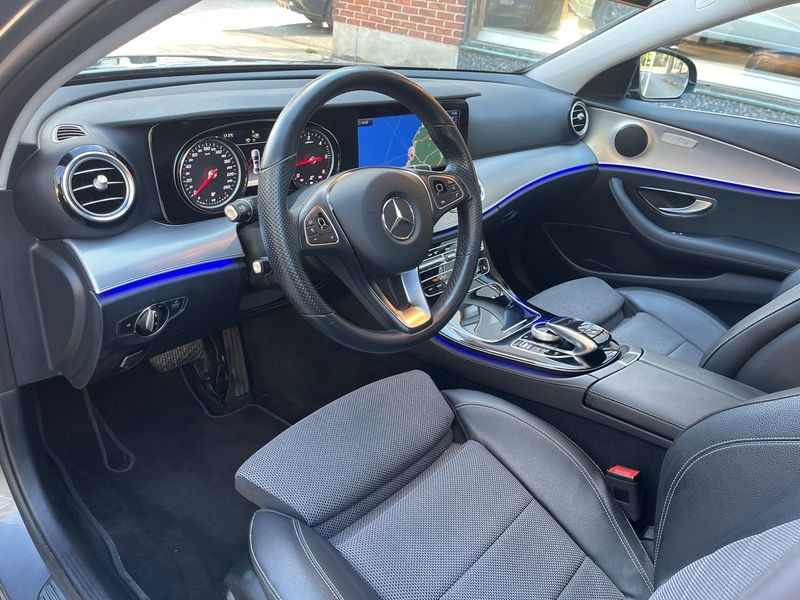 Mercedes E220 bild 9