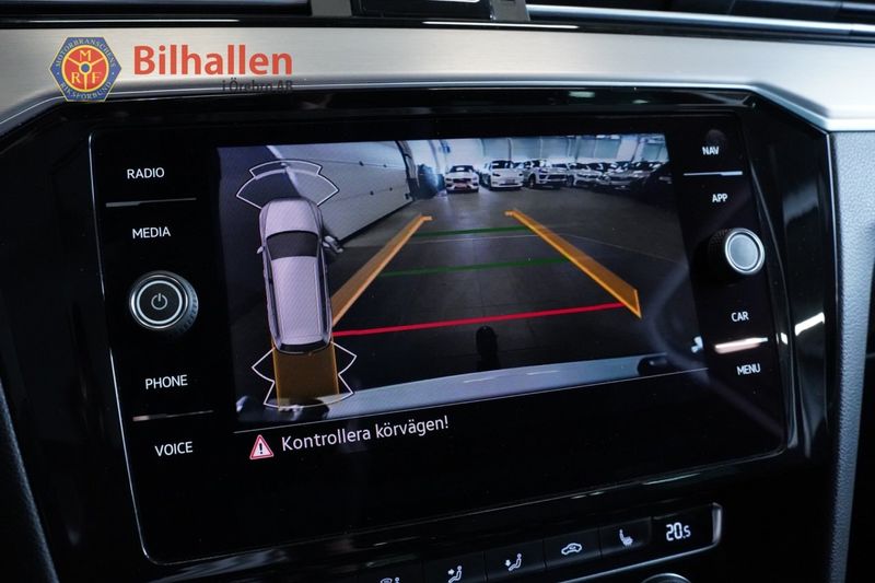 Volkswagen Passat bild 8