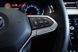 Volkswagen Passat bild 22