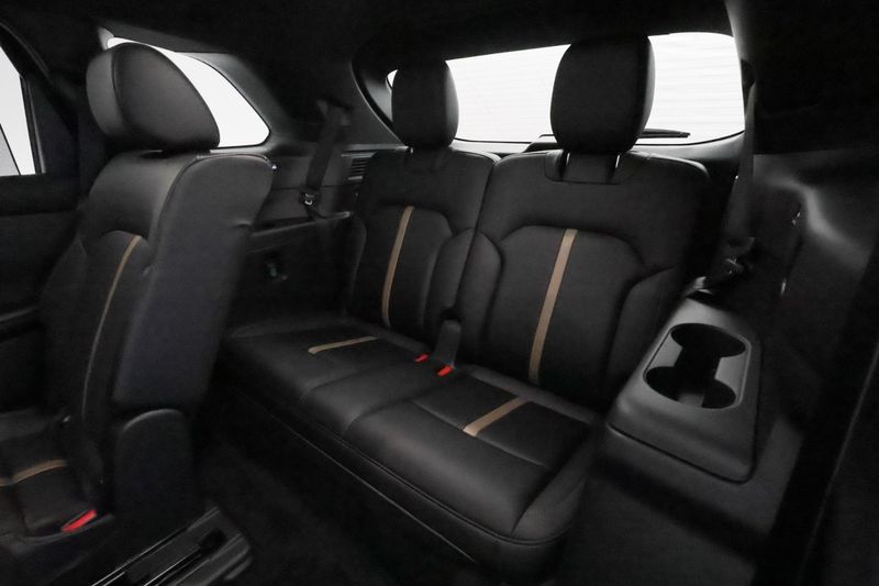Mazda CX-80 bild 14