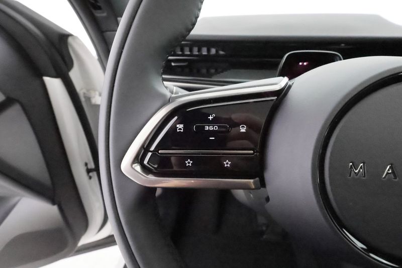 Mazda CX-6e bild 21