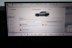 Mazda CX-6e bild 25