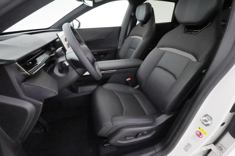 Mazda CX-6e bild 12
