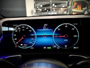 Mercedes EQB300 bild 17