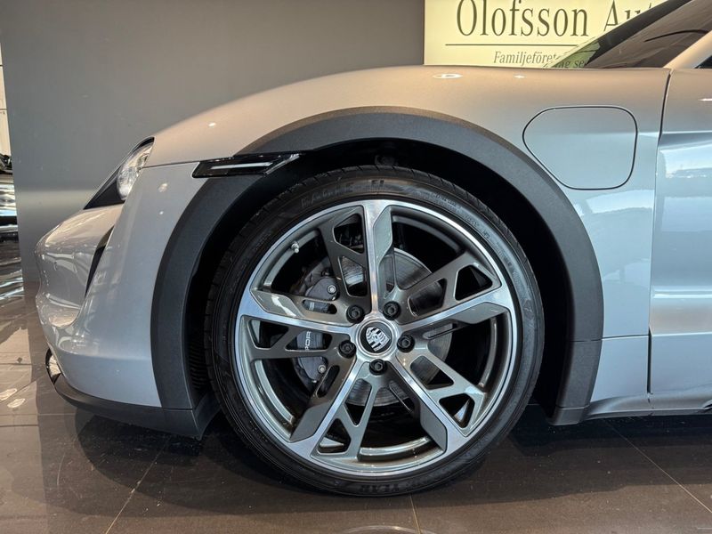Porsche Taycan bild 12