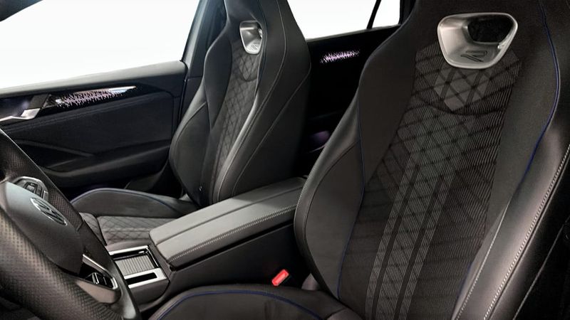 Volkswagen Passat bild 8