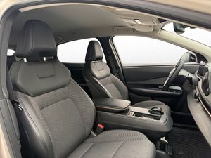 Nissan Ariya bild 24