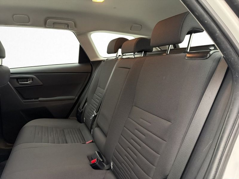 Toyota Auris bild 17