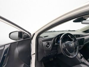 Toyota Auris bild 19
