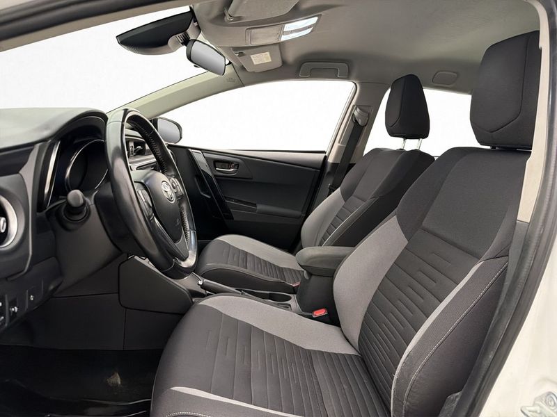 Toyota Auris bild 20