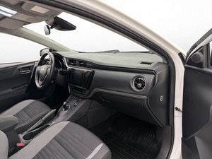 Toyota Auris bild 15