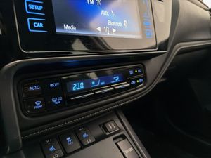 Toyota Auris bild 24