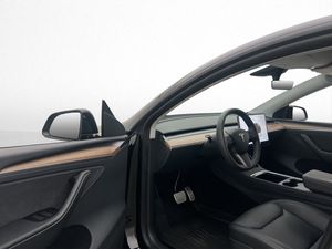 Tesla Model Y bild 12