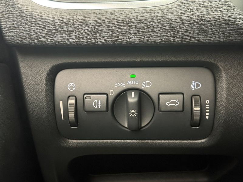 Volvo V40 bild 24
