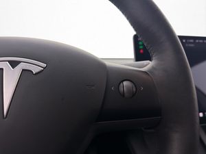 Tesla Model 3 bild 16