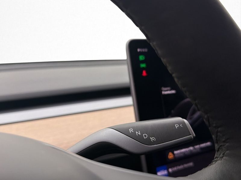 Tesla Model 3 bild 34