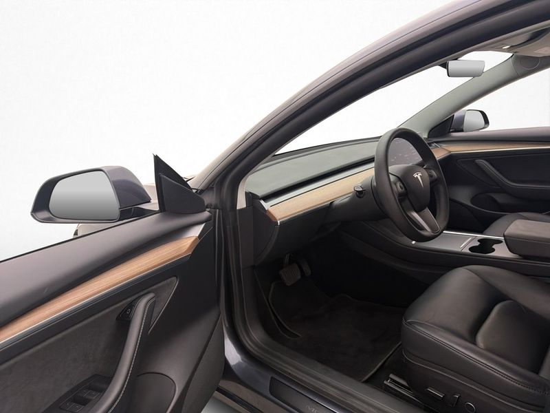 Tesla Model 3 bild 10