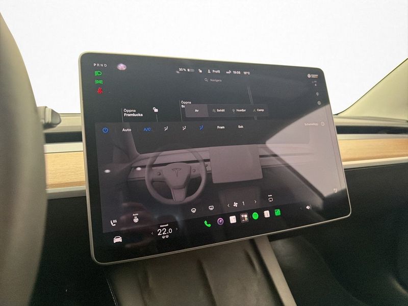 Tesla Model 3 bild 18
