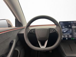 Tesla Model 3 bild 21