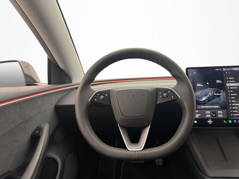 Tesla Model 3 bild 21
