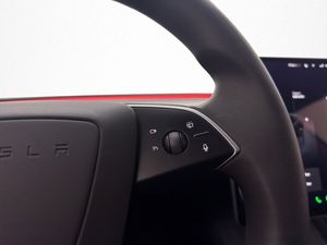 Tesla Model 3 bild 33