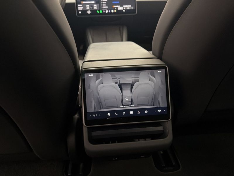 Tesla Model 3 bild 22