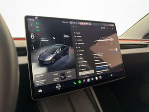 Tesla Model 3 bild 31