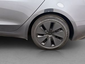Tesla Model 3 bild 12