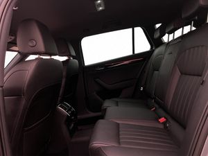 Skoda Superb bild 16