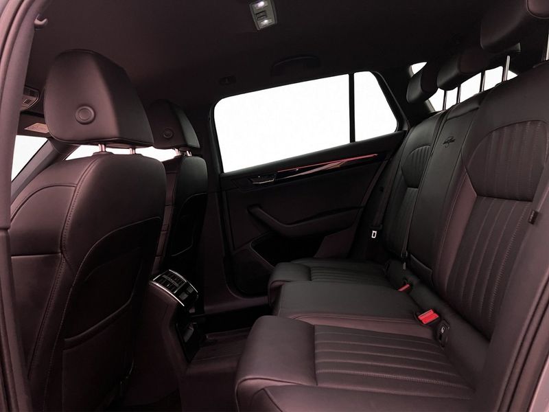 Skoda Superb bild 16