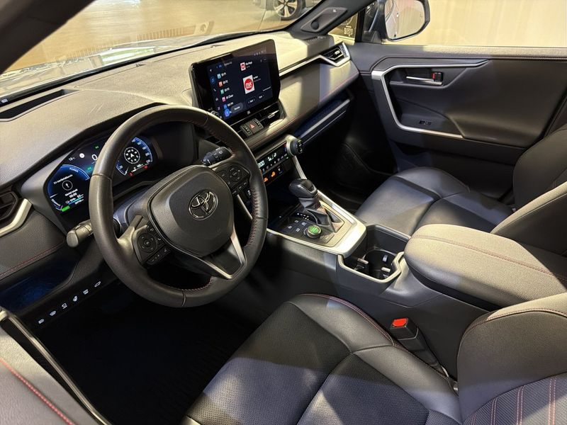 Toyota RAV4 bild 11